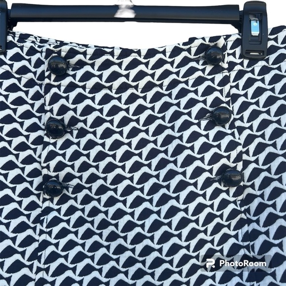 Vineyard Vines  Gio Fish Mini Skirt - Picture 4 of 7